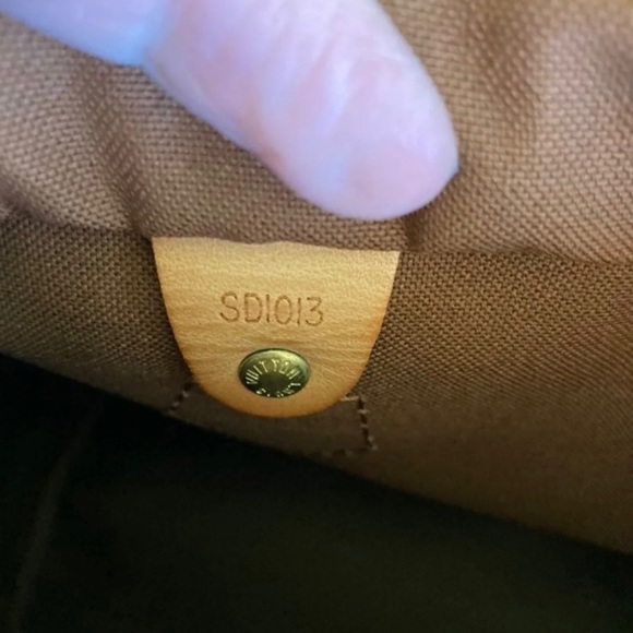 Authentic Louis Vuitton Speedy 25 - Picture 13 of 13